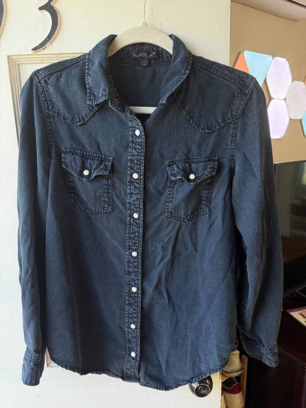 Velvet Heart Dark Wash Chambray Western Snap Button Shirt Women's Small